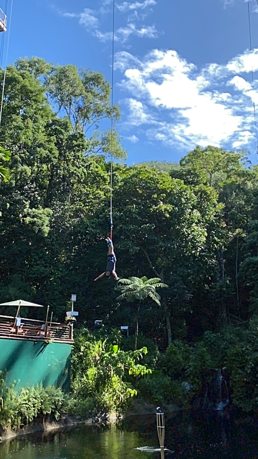 https://mdw-travel-data-us-east-1.s3.amazonaws.com/img/country/Australia/AJ-Hackett-Cairns/img_00.jpg