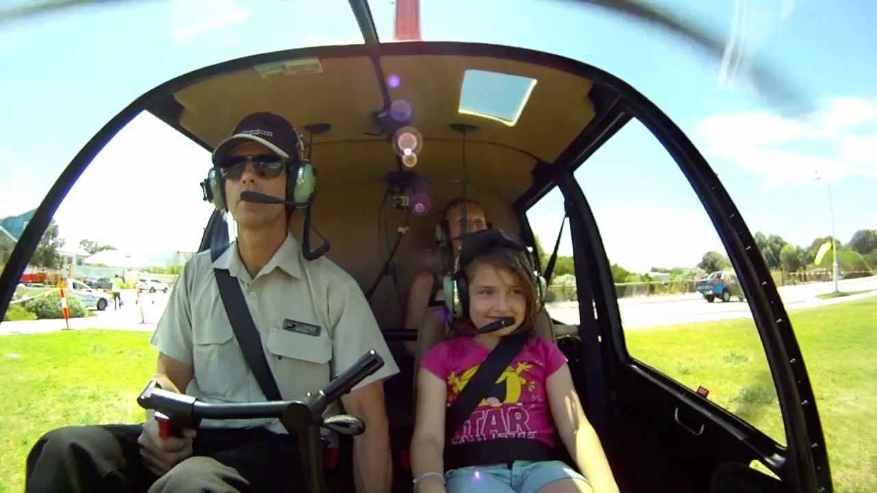 https://mdw-travel-data-us-east-1.s3.amazonaws.com/img/country/Australia/Adventurous-Farmers-Capricorn-Helicopter-Flights/img_01.jpg