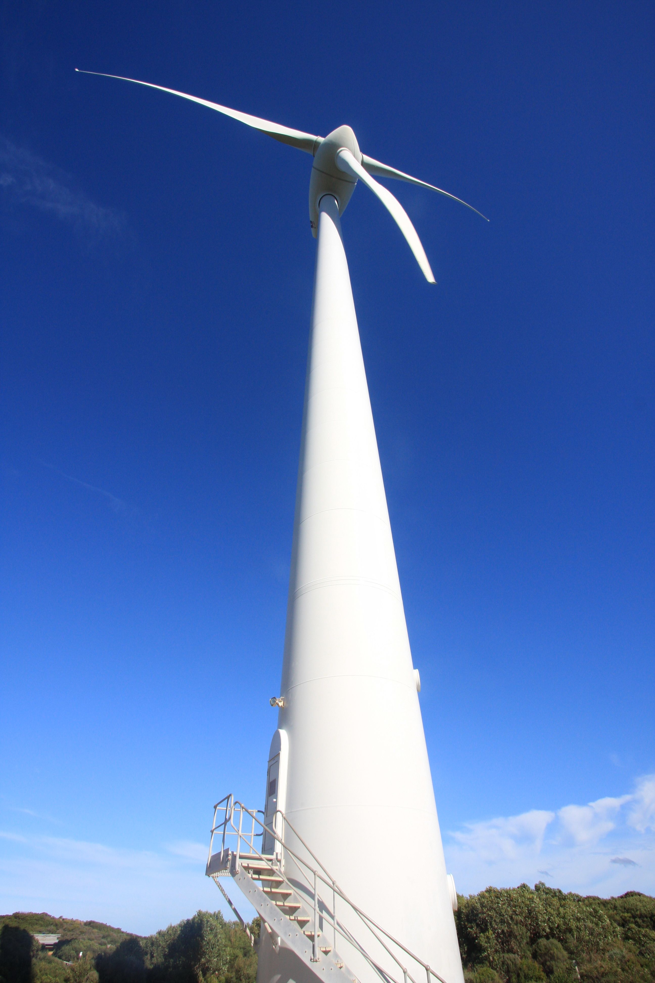 https://mdw-travel-data-us-east-1.s3.amazonaws.com/img/country/Australia/Albany-Wind-Farm/img_02.jpg