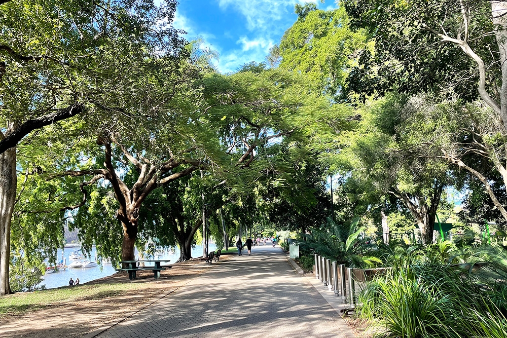 https://mdw-travel-data-us-east-1.s3.amazonaws.com/img/country/Australia/Botanic-Gardens-and-Botanic-Park/img_02.jpg