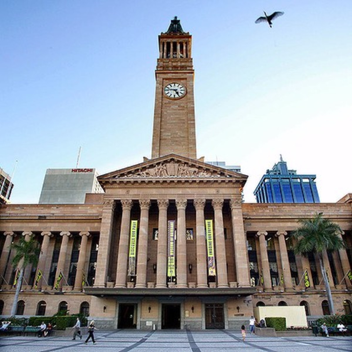 https://mdw-travel-data-us-east-1.s3.amazonaws.com/img/country/Australia/Brisbane-City-Hall/img_01.jpg