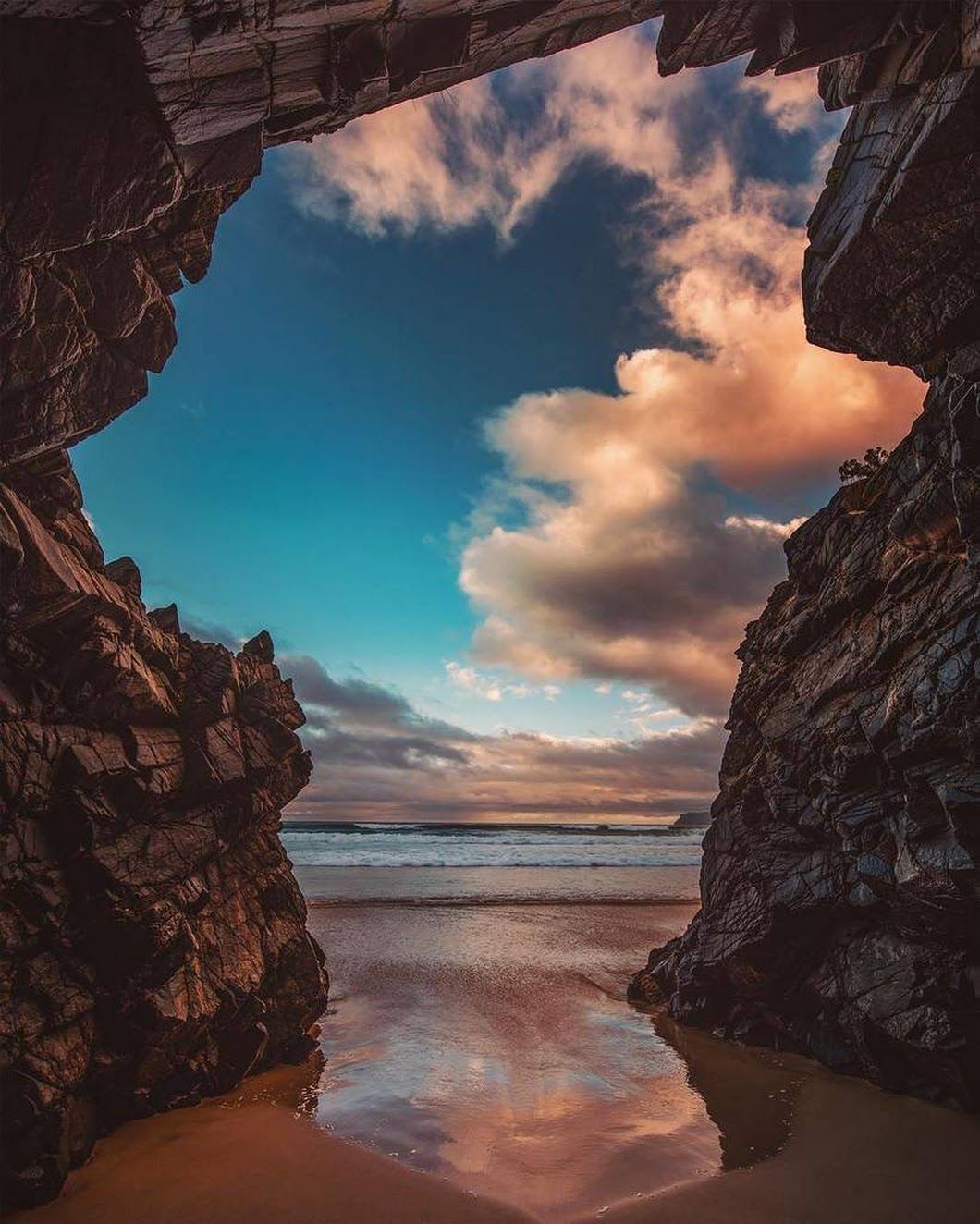 https://mdw-travel-data-us-east-1.s3.amazonaws.com/img/country/Australia/Bruny-Island/img_03.jpg
