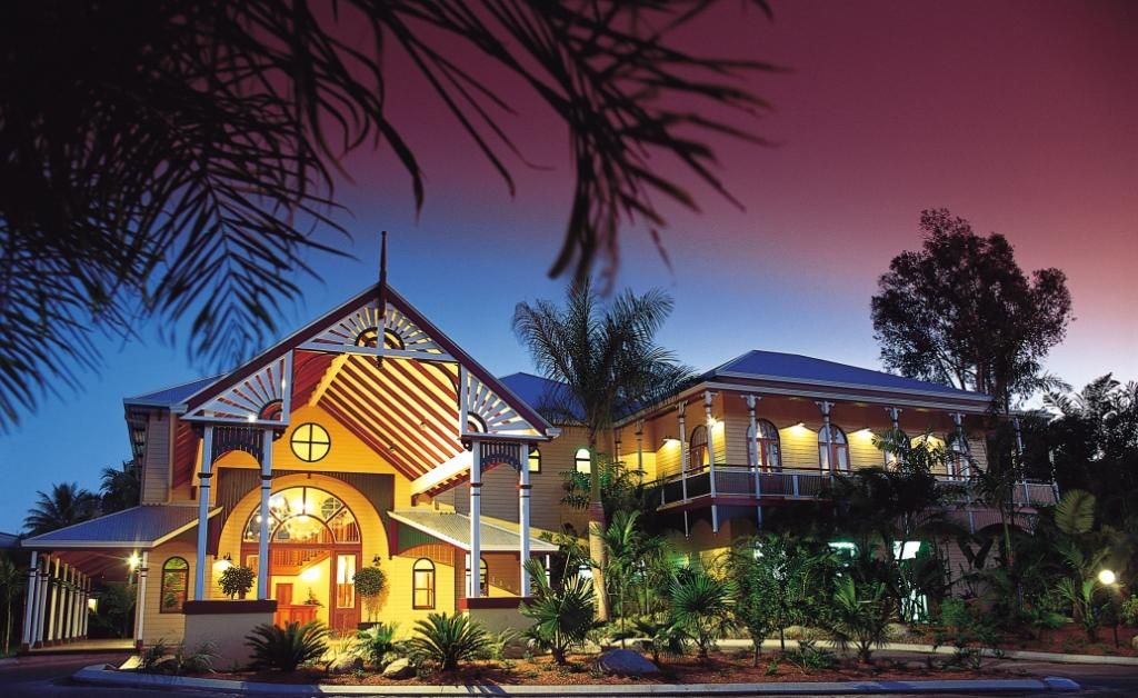 https://mdw-travel-data-us-east-1.s3.amazonaws.com/img/country/Australia/Cairns-Colonial-Club-Resort/img_02.jpg
