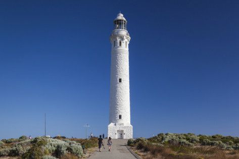 https://mdw-travel-data-us-east-1.s3.amazonaws.com/img/country/Australia/Cape-Leeuwin-Lighthouse/img_05.jpg