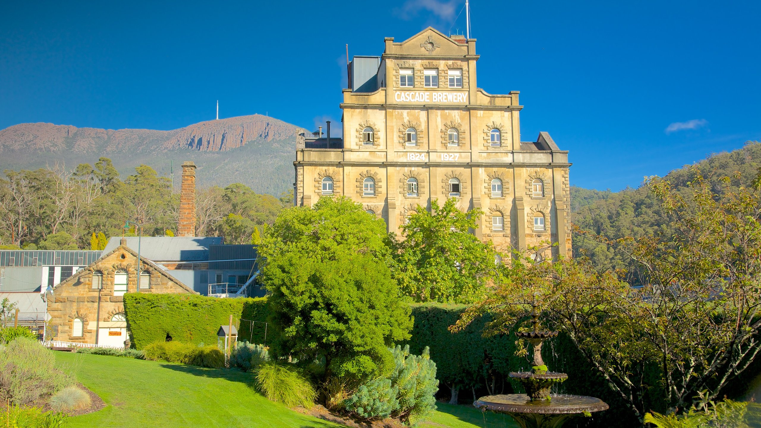 https://mdw-travel-data-us-east-1.s3.amazonaws.com/img/country/Australia/Cascade-Brewery/img_01.jpg