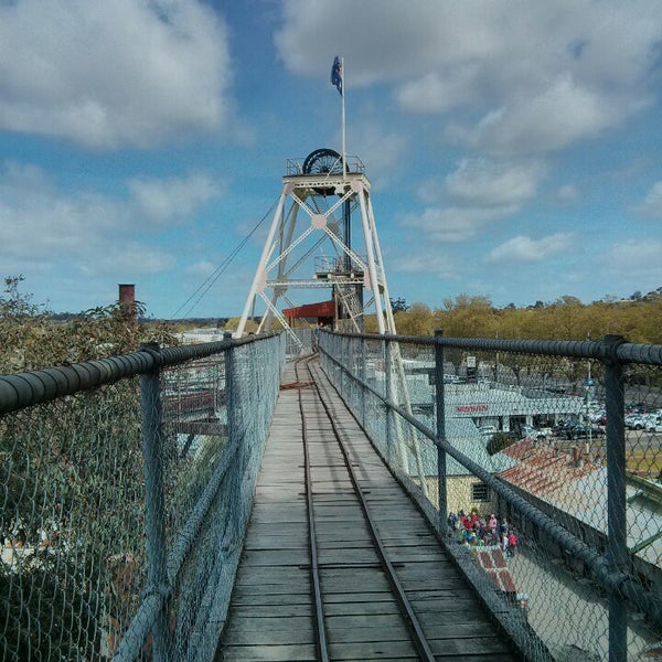 https://mdw-travel-data-us-east-1.s3.amazonaws.com/img/country/Australia/Central-Deborah-Gold-Mine/img_01.jpg
