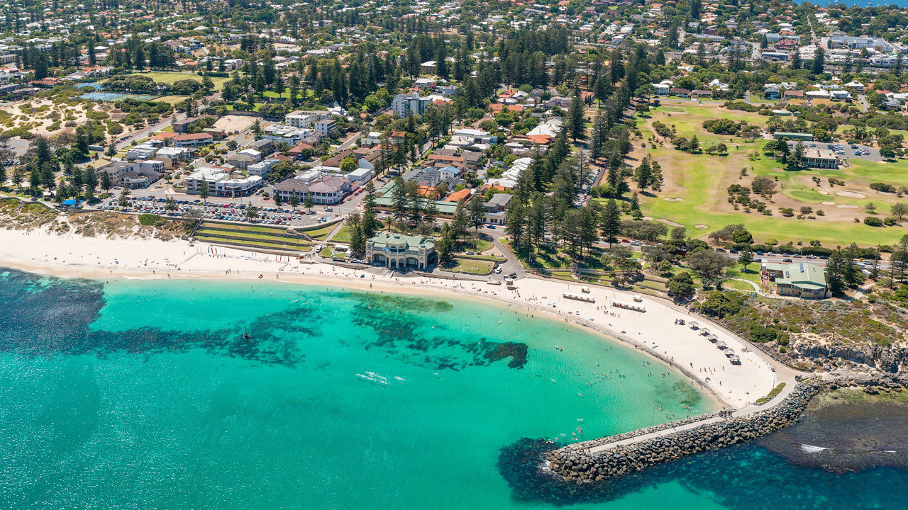 https://mdw-travel-data-us-east-1.s3.amazonaws.com/img/country/Australia/Cottesloe-Beach/img_03.jpg