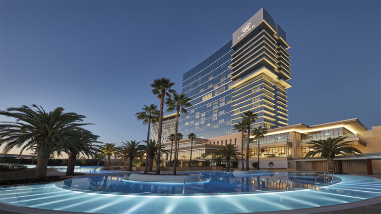 https://mdw-travel-data-us-east-1.s3.amazonaws.com/img/country/Australia/Crown-Perth/img_00.jpg