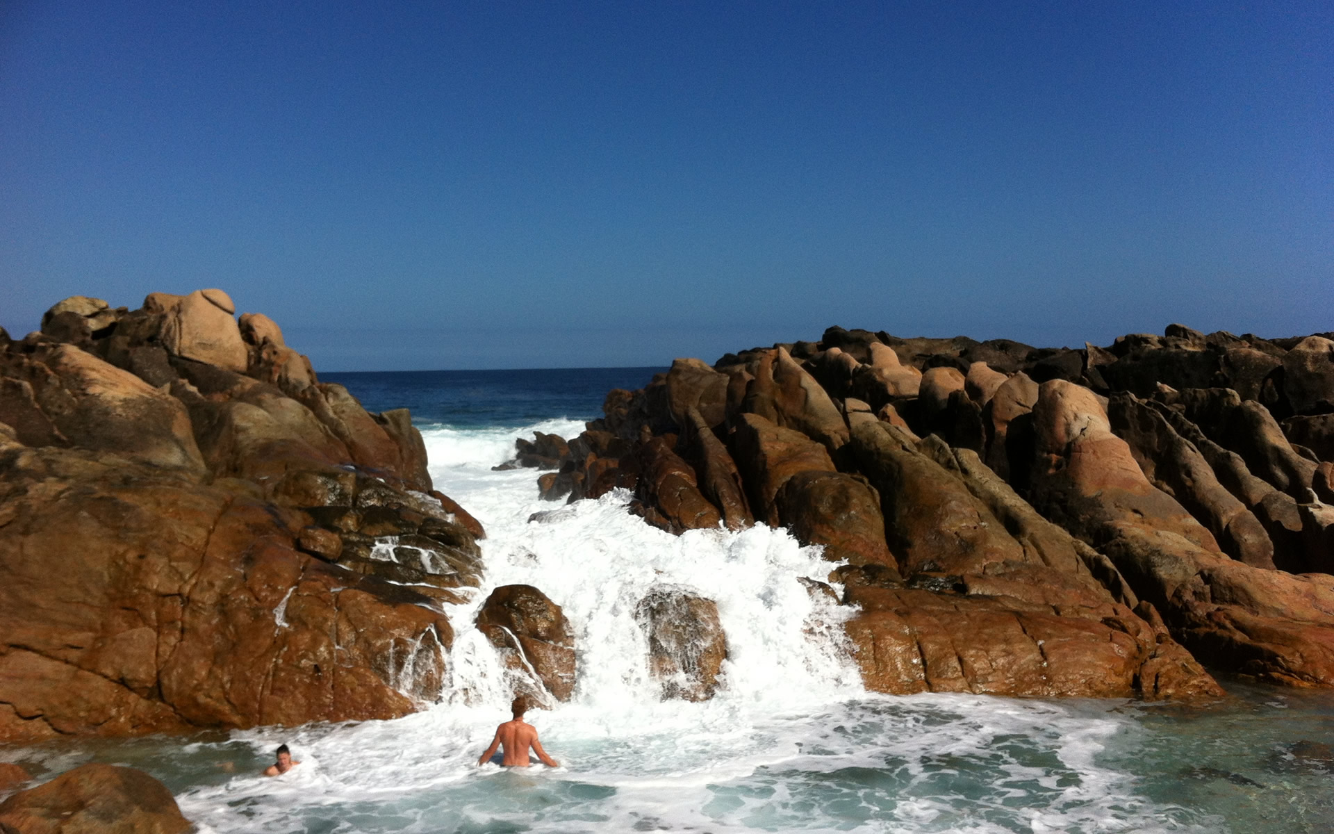 https://mdw-travel-data-us-east-1.s3.amazonaws.com/img/country/Australia/Dunsborough/img_05.jpg
