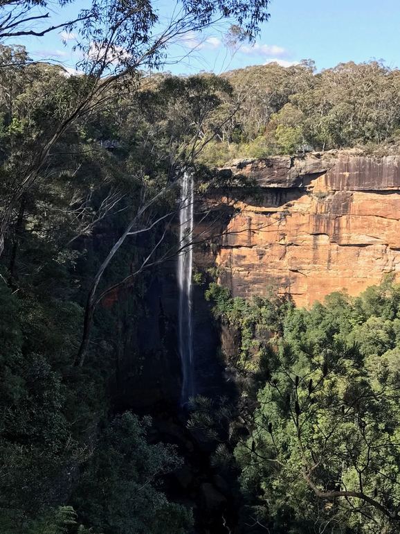 https://mdw-travel-data-us-east-1.s3.amazonaws.com/img/country/Australia/Fitzroy-Falls/img_01.jpg