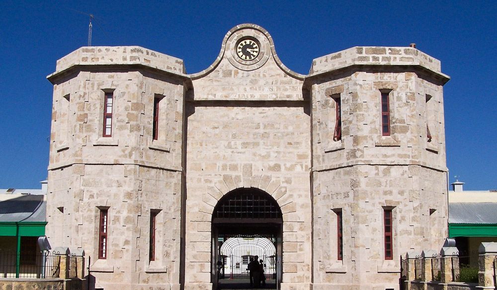 https://mdw-travel-data-us-east-1.s3.amazonaws.com/img/country/Australia/Fremantle-Prison/img_03.jpg