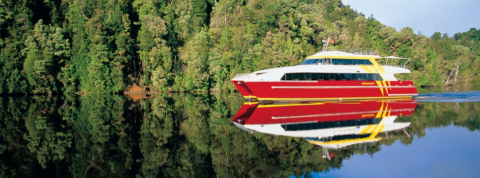 https://mdw-travel-data-us-east-1.s3.amazonaws.com/img/country/Australia/Gordon-River-Cruise/img_02.jpg