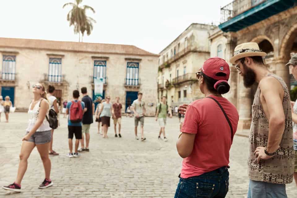 https://mdw-travel-data-us-east-1.s3.amazonaws.com/img/country/Australia/Habana-Farm/img_02.jpg
