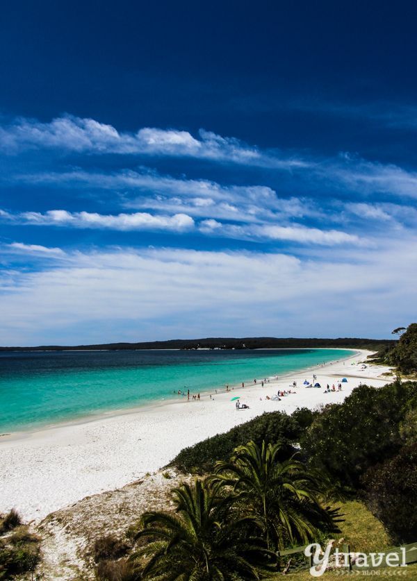 https://mdw-travel-data-us-east-1.s3.amazonaws.com/img/country/Australia/Hyams-Beach/img_05.jpg