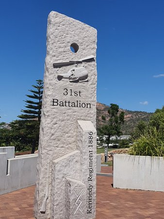 https://mdw-travel-data-us-east-1.s3.amazonaws.com/img/country/Australia/Jezzine-Barracks/img_02.jpg