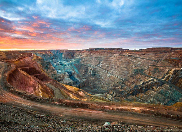 https://mdw-travel-data-us-east-1.s3.amazonaws.com/img/country/Australia/Kalgoorlie-Boulder-Super-Pit/img_01.jpg