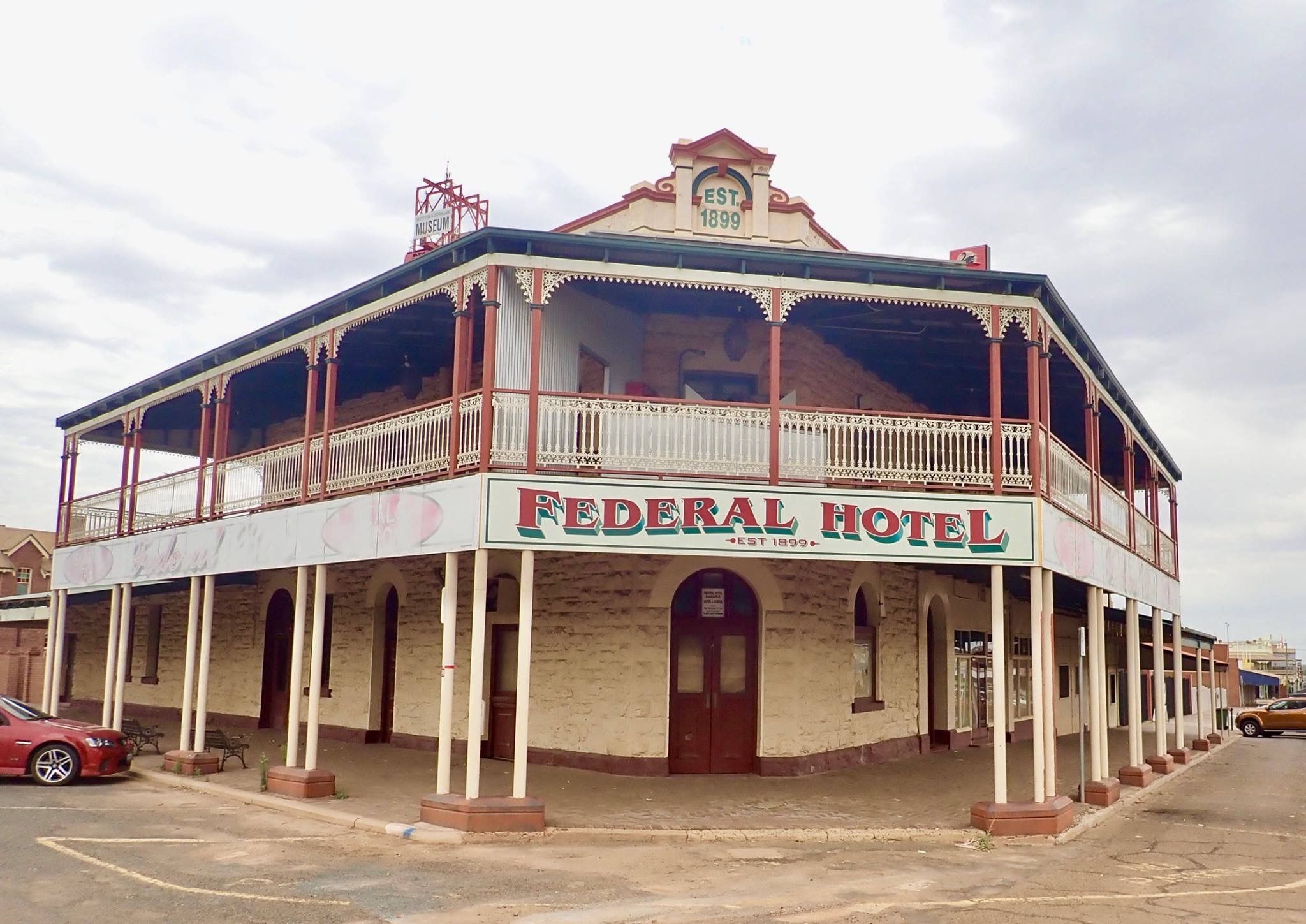 https://mdw-travel-data-us-east-1.s3.amazonaws.com/img/country/Australia/Kalgoorlie-Boulder/img_03.jpg