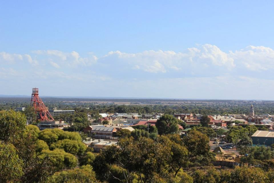 https://mdw-travel-data-us-east-1.s3.amazonaws.com/img/country/Australia/Kalgoorlie-Boulder/img_04.jpg