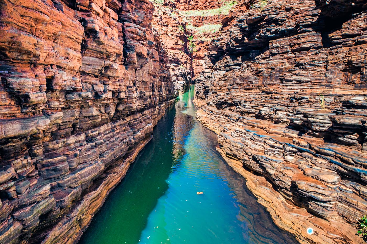 https://mdw-travel-data-us-east-1.s3.amazonaws.com/img/country/Australia/Karijini-National-Park/img_03.jpg