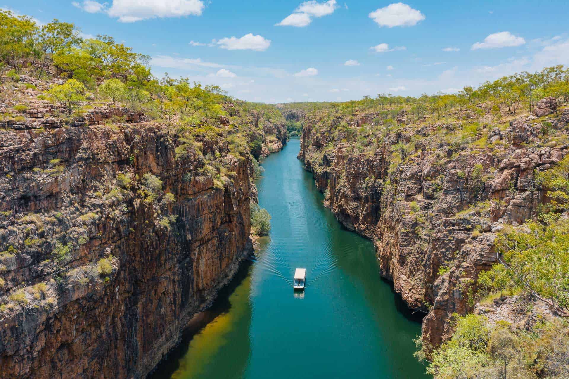https://mdw-travel-data-us-east-1.s3.amazonaws.com/img/country/Australia/Katherine-Gorge/img_02.jpg