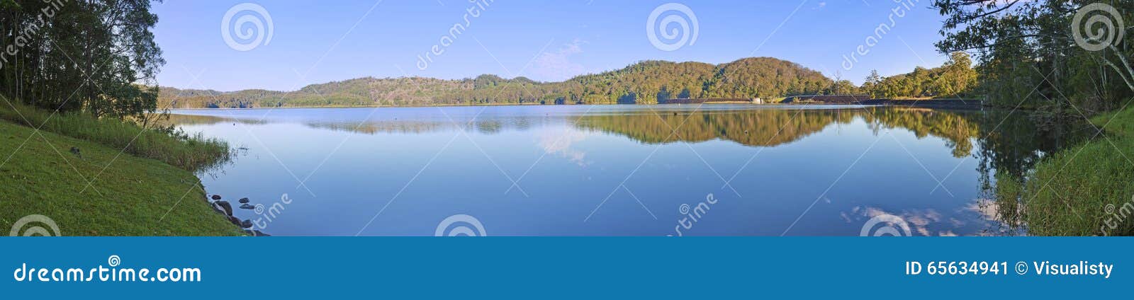 https://mdw-travel-data-us-east-1.s3.amazonaws.com/img/country/Australia/Lake-Baroon/img_03.jpg