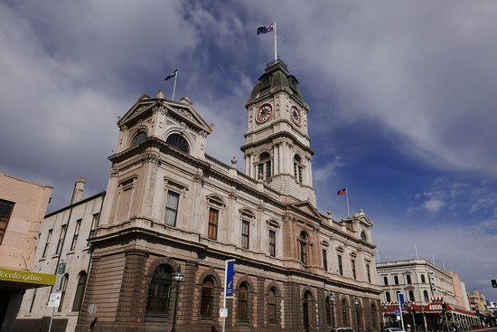 https://mdw-travel-data-us-east-1.s3.amazonaws.com/img/country/Australia/Lydiard-Street-South/img_01.jpg