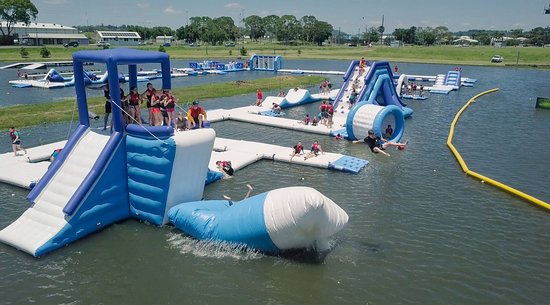 https://mdw-travel-data-us-east-1.s3.amazonaws.com/img/country/Australia/Mackay-Aqua-Park/img_01.jpg