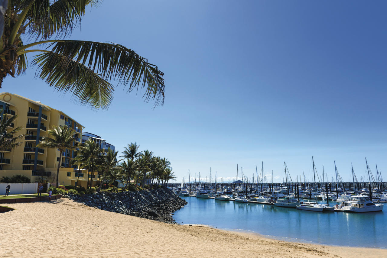 https://mdw-travel-data-us-east-1.s3.amazonaws.com/img/country/Australia/Mackay-Marina-Village-&-Shipyard/img_03.jpg
