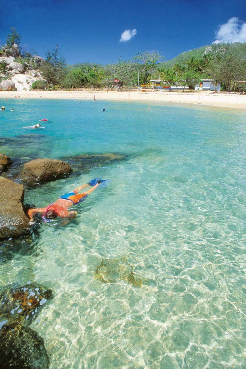 https://mdw-travel-data-us-east-1.s3.amazonaws.com/img/country/Australia/Magnetic-Island/img_02.jpg