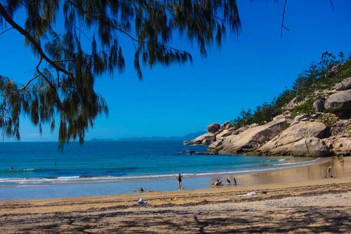 https://mdw-travel-data-us-east-1.s3.amazonaws.com/img/country/Australia/Magnetic-Island/img_05.jpg