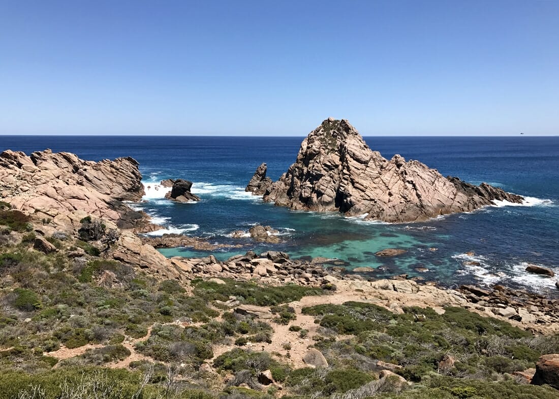 https://mdw-travel-data-us-east-1.s3.amazonaws.com/img/country/Australia/Margaret-River/img_04.jpg