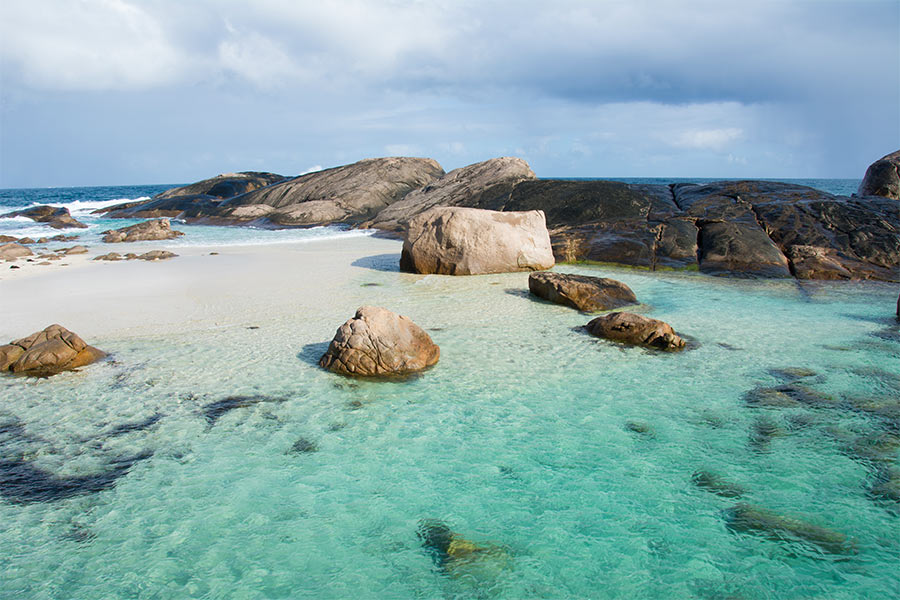 https://mdw-travel-data-us-east-1.s3.amazonaws.com/img/country/Australia/Margaret-River/img_05.jpg