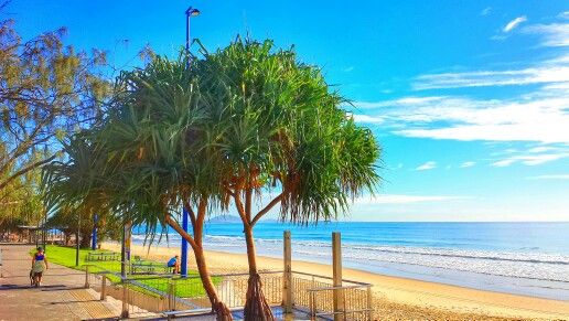 https://mdw-travel-data-us-east-1.s3.amazonaws.com/img/country/Australia/Mooloolaba-Beach/img_00.jpg