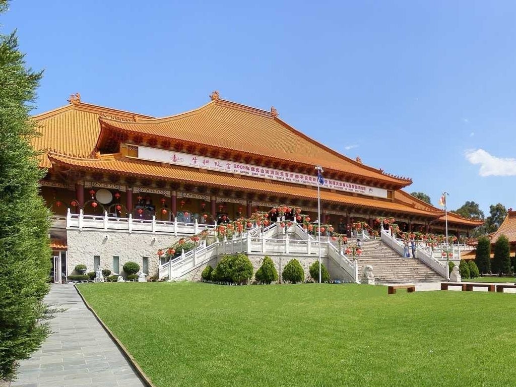 https://mdw-travel-data-us-east-1.s3.amazonaws.com/img/country/Australia/Nan-Tien-Temple/img_02.jpg
