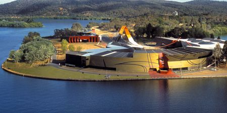 https://mdw-travel-data-us-east-1.s3.amazonaws.com/img/country/Australia/National-Museum-of-Australia/img_03.jpg