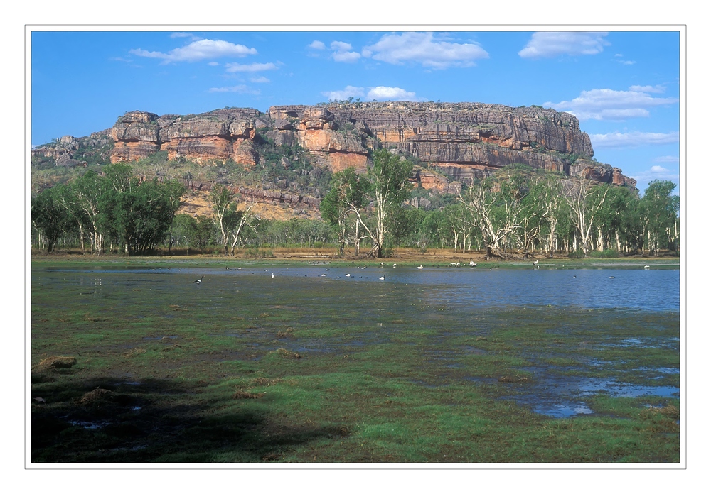https://mdw-travel-data-us-east-1.s3.amazonaws.com/img/country/Australia/Nourlangie-Rock/img_02.jpg