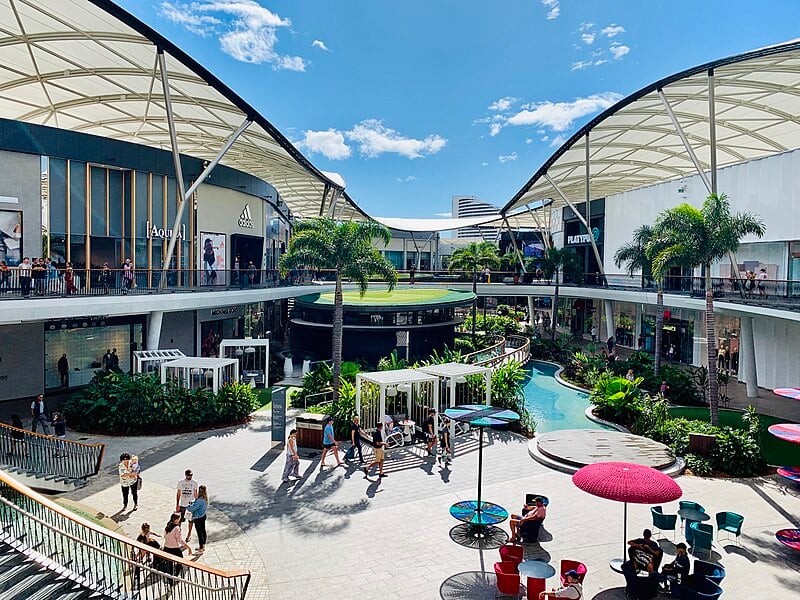 https://mdw-travel-data-us-east-1.s3.amazonaws.com/img/country/Australia/Pacific-Fair-Shopping-Centre/img_02.jpg