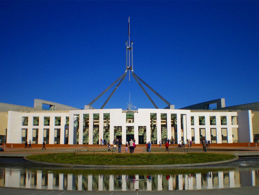 https://mdw-travel-data-us-east-1.s3.amazonaws.com/img/country/Australia/Parliament-House/img_01.jpg