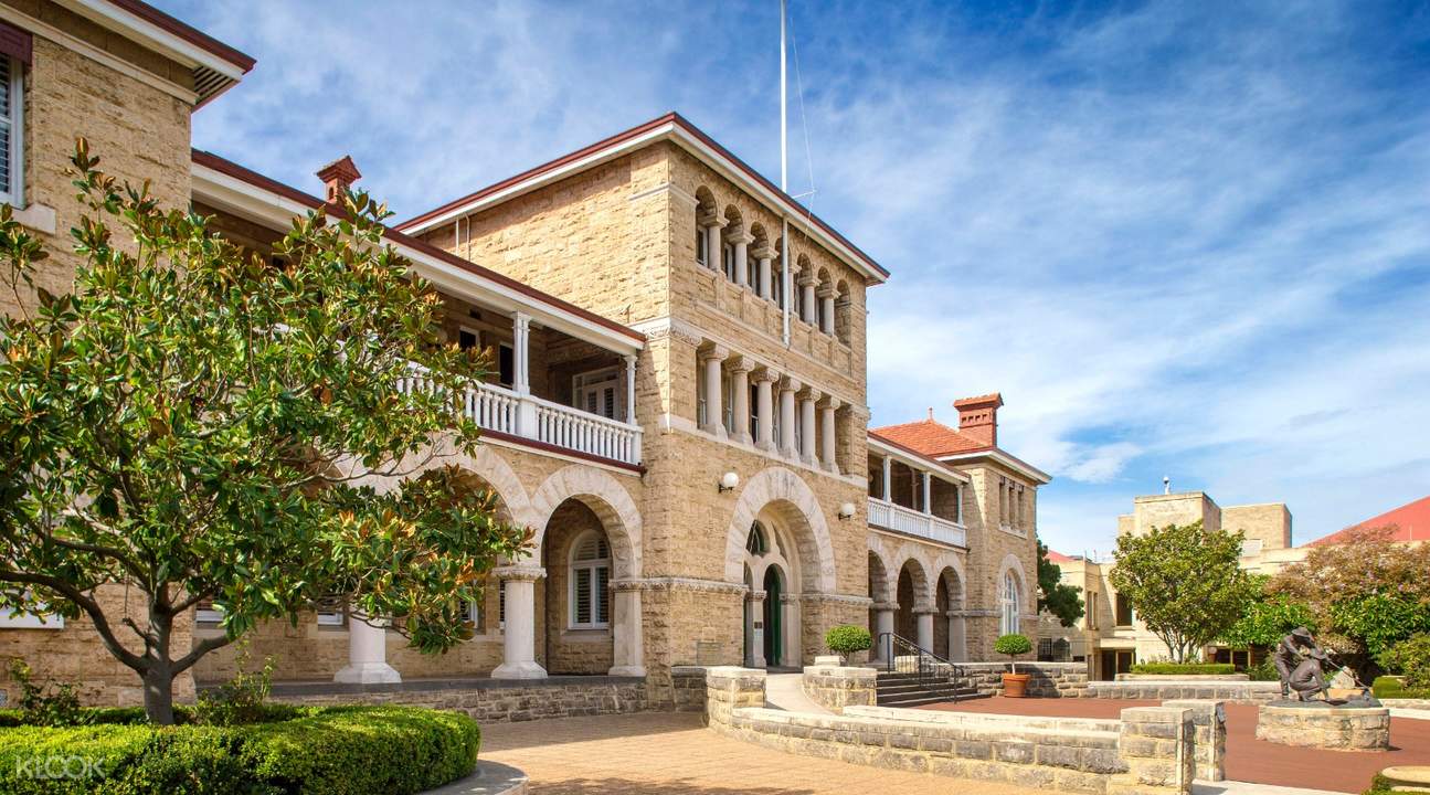 https://mdw-travel-data-us-east-1.s3.amazonaws.com/img/country/Australia/Perth-Mint/img_00.jpg