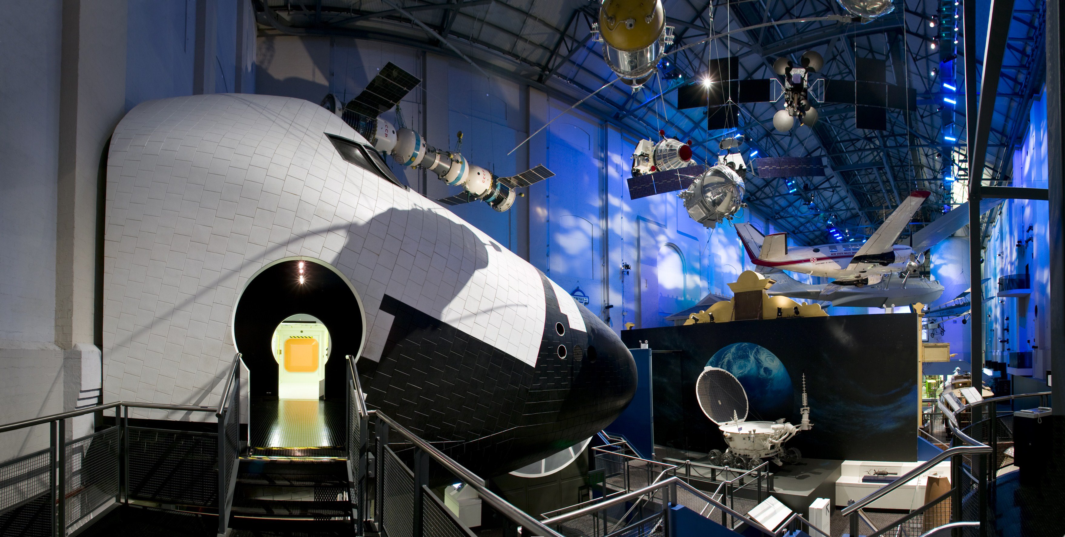 https://mdw-travel-data-us-east-1.s3.amazonaws.com/img/country/Australia/Powerhouse-Museum/img_03.jpg