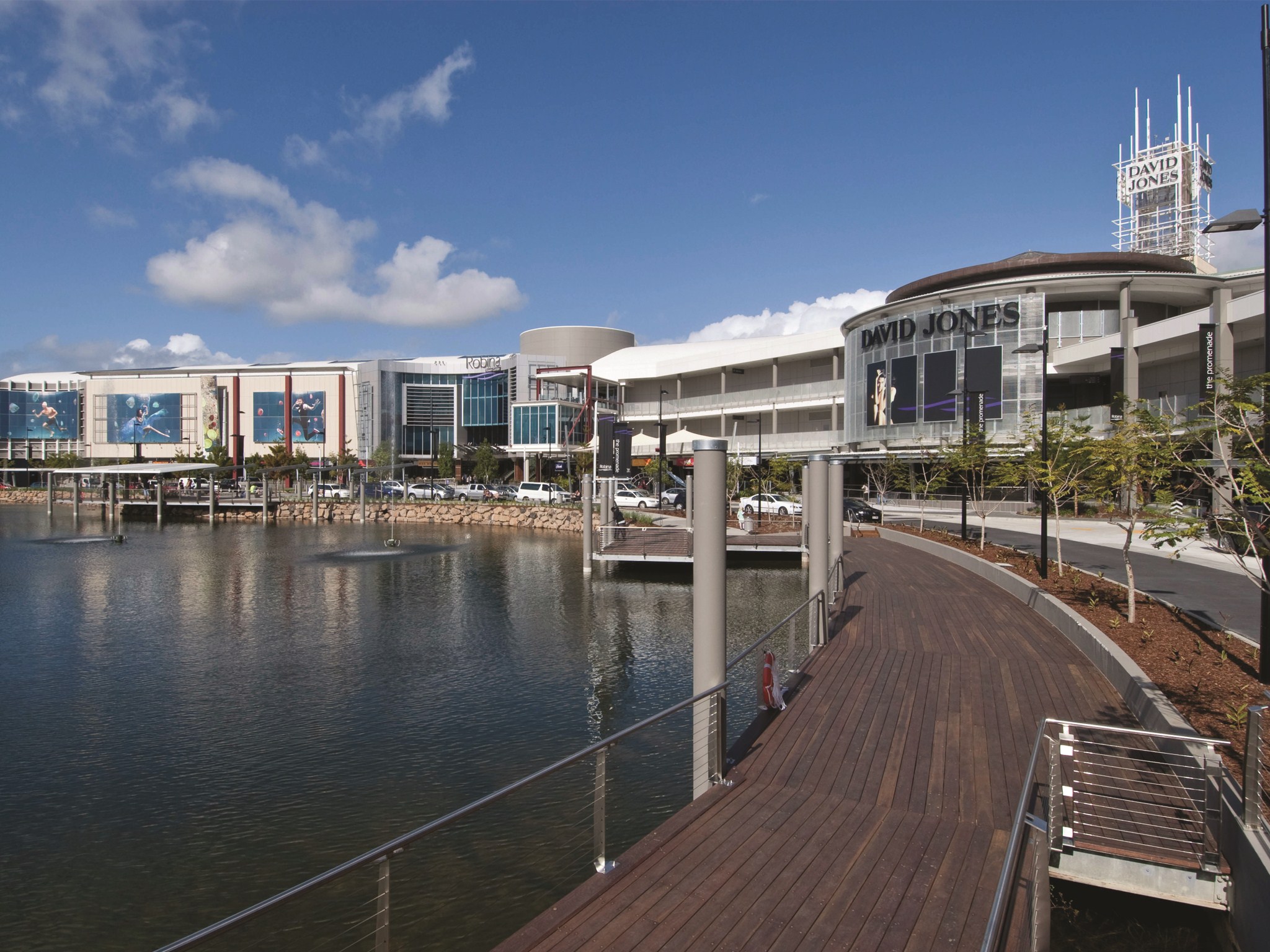 https://mdw-travel-data-us-east-1.s3.amazonaws.com/img/country/Australia/Robina-Town-Centre/img_02.jpg