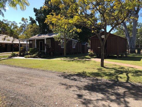 https://mdw-travel-data-us-east-1.s3.amazonaws.com/img/country/Australia/Rockhampton-Heritage-Village-Market/img_03.jpg
