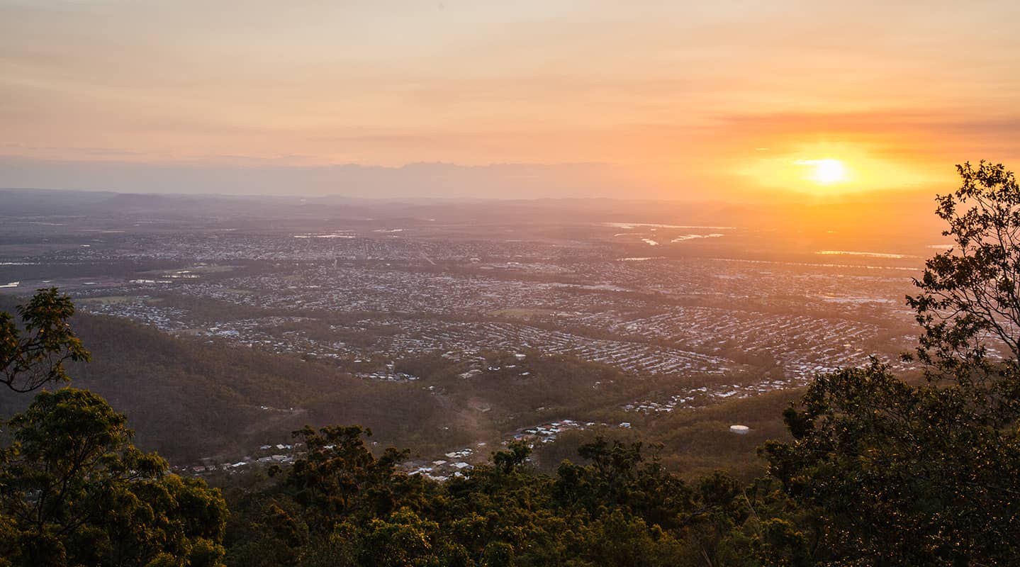 https://mdw-travel-data-us-east-1.s3.amazonaws.com/img/country/Australia/Rockhampton-Heritage-Village/img_03.jpg