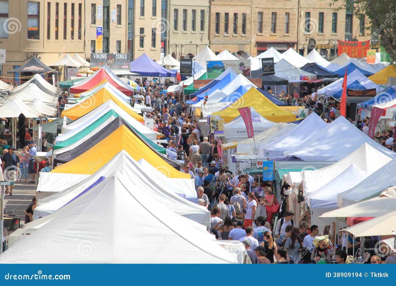 https://mdw-travel-data-us-east-1.s3.amazonaws.com/img/country/Australia/Salamanca-Market/img_04.jpg
