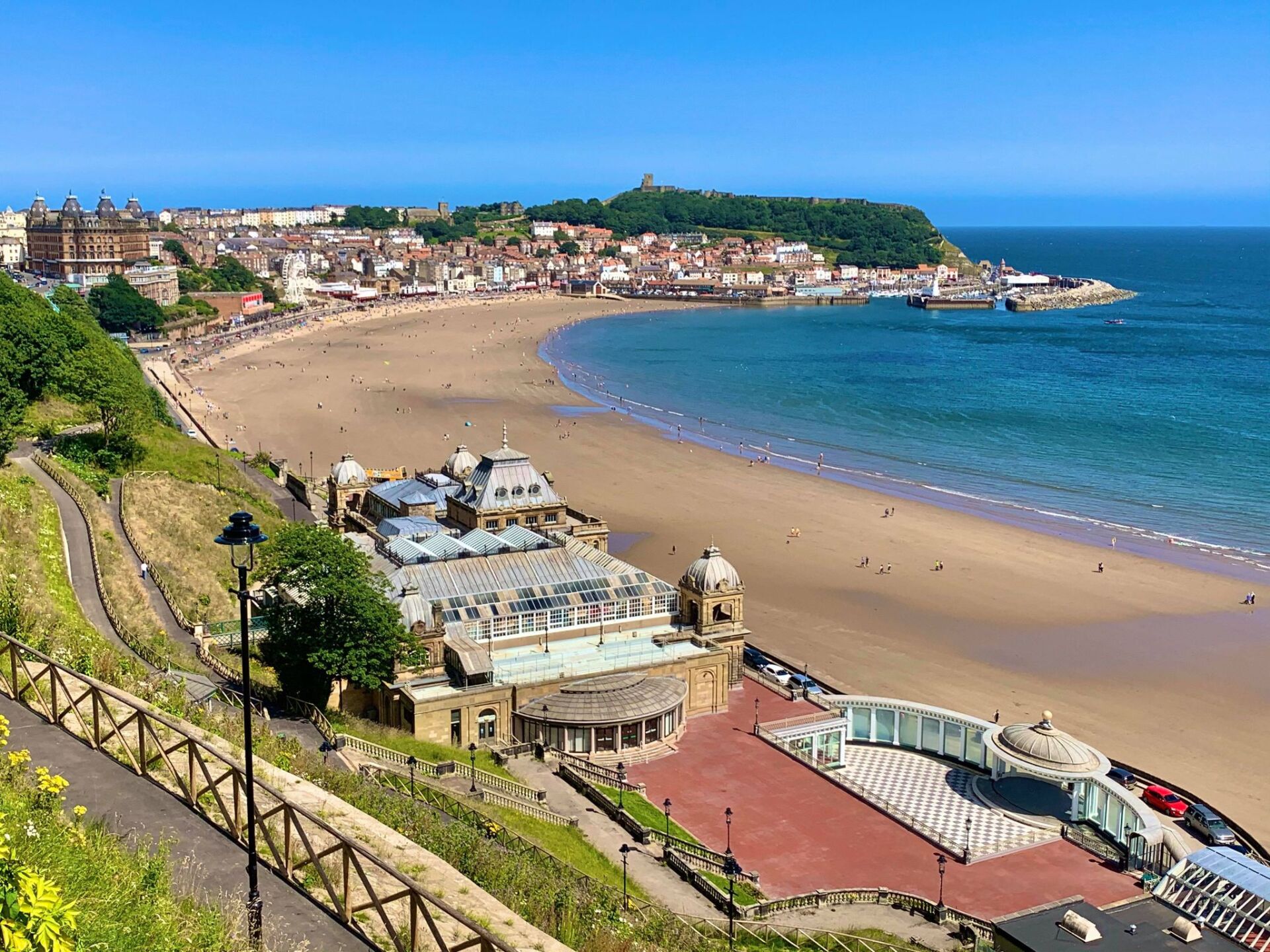 https://mdw-travel-data-us-east-1.s3.amazonaws.com/img/country/Australia/Scarborough-Beach/img_01.jpg