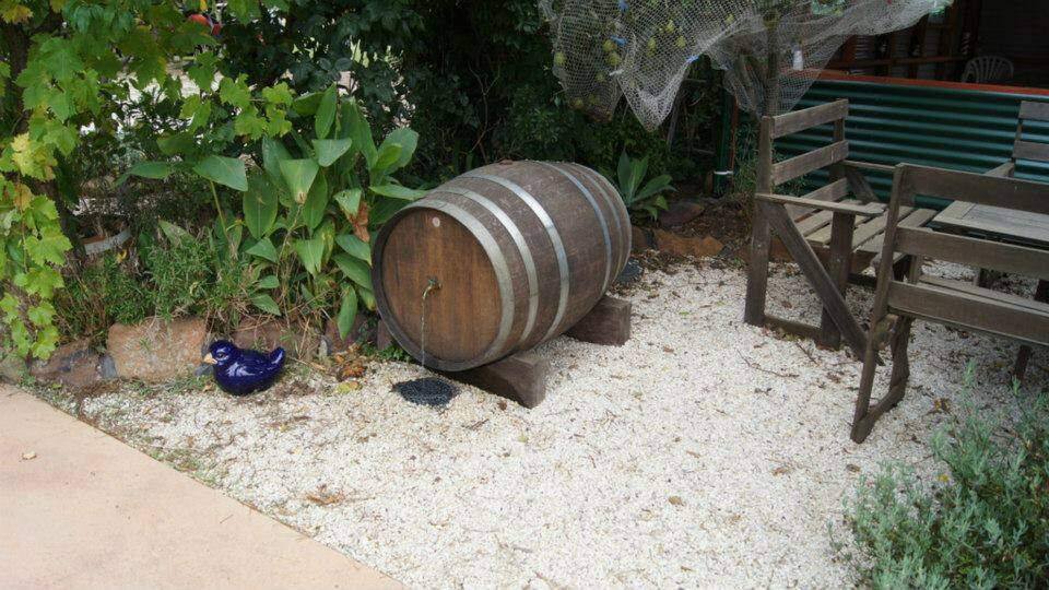 https://mdw-travel-data-us-east-1.s3.amazonaws.com/img/country/Australia/Sutton-Forest-Estate-Wines/img_04.jpg