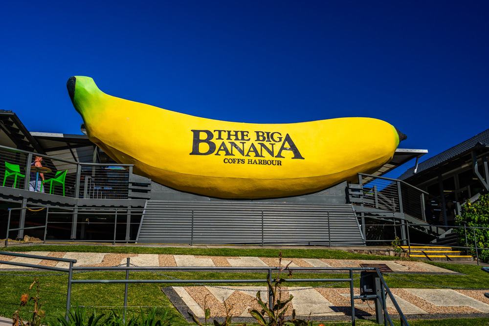 https://mdw-travel-data-us-east-1.s3.amazonaws.com/img/country/Australia/The-Big-Banana-Fun-Park/img_03.jpg