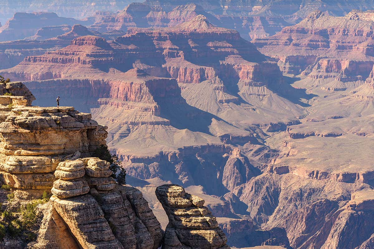 https://mdw-travel-data-us-east-1.s3.amazonaws.com/img/country/Australia/The-Rocks/img_01.jpg