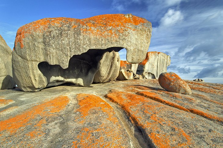 https://mdw-travel-data-us-east-1.s3.amazonaws.com/img/country/Australia/The-Rocks/img_03.jpg