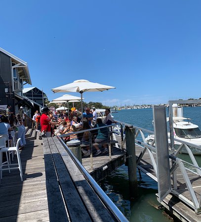 https://mdw-travel-data-us-east-1.s3.amazonaws.com/img/country/Australia/The-Wharf-Mooloolaba/img_03.jpg
